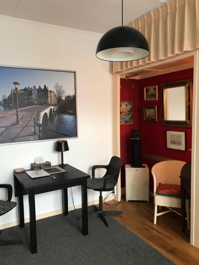 Appartement Six à Amsterdam Extérieur photo