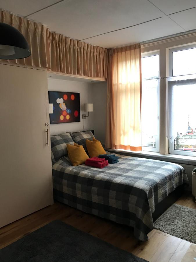 Appartement Six à Amsterdam Extérieur photo
